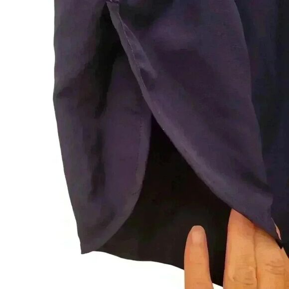 Brooks Women's 3" Navy Chaser Running Shorts - Picture 3 of 10